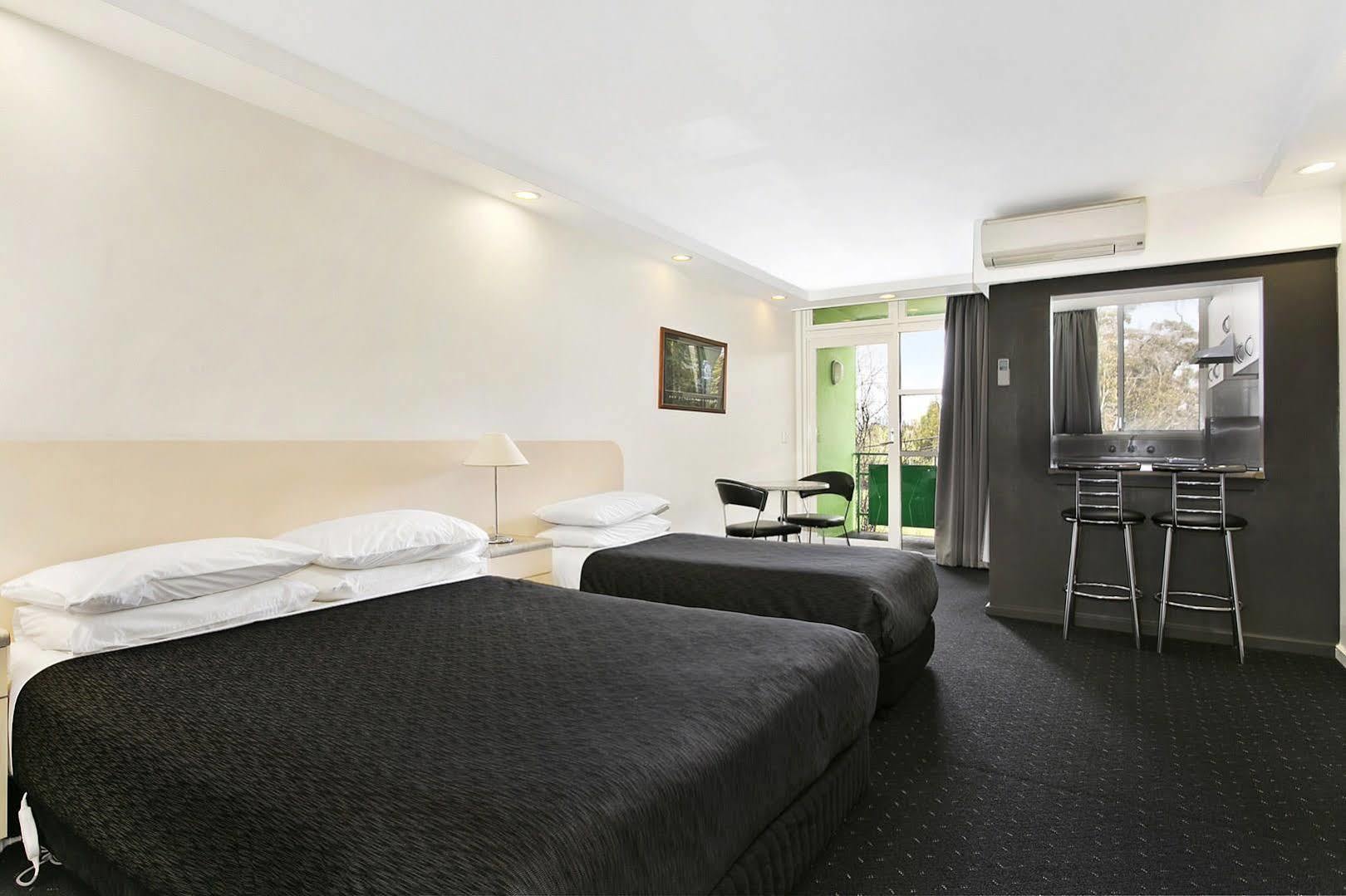 Melbourne'S Princes Park Hotel מראה חיצוני תמונה